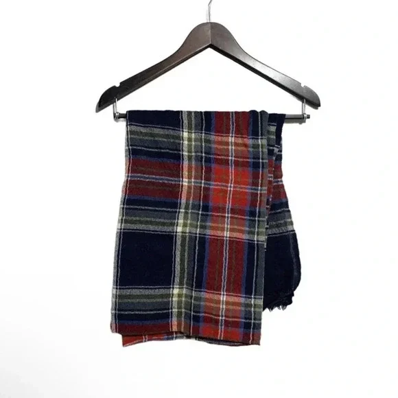 2 Banana Republic Large Plaid Scarves - Picture 3 of 7